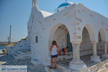 Parikia Paros - Cycladen -  Foto 67 - Foto van https://www.grieksegids.nl/fotos/paros/parikia/350pix/parikia-paros-067.jpg