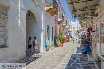 Parikia Paros - Cycladen -  Foto 77 - Foto van https://www.grieksegids.nl/fotos/paros/parikia/350pix/parikia-paros-077.jpg