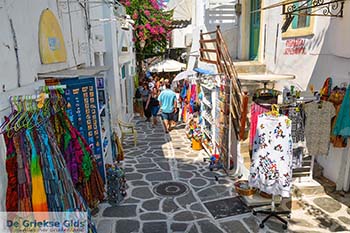 Parikia Paros - Cycladen -  Foto 85 - Foto van https://www.grieksegids.nl/fotos/paros/parikia/350pix/parikia-paros-085.jpg