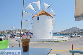 Parikia Paros - Cycladen -  Foto 93 - Foto van https://www.grieksegids.nl/fotos/paros/parikia/350pix/parikia-paros-093.jpg