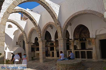 Chora - Eiland Patmos - Griekse Gids Foto 18 - Foto van https://www.grieksegids.nl/fotos/patmos/chora-patmos/normaal/chora-patmos-018.jpg