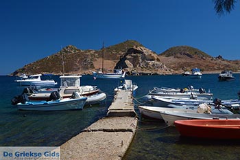 Kalikatsou Petra - Eiland Patmos - Griekse Gids Foto 25 - Foto van https://www.grieksegids.nl/fotos/patmos/grikos-patmos/normaal/grikos-patmos-025.jpg