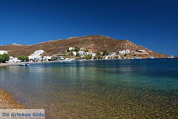 Grikos - Eiland Patmos - Griekse Gids Foto 35 - Foto van https://www.grieksegids.nl/fotos/patmos/grikos-patmos/normaal/grikos-patmos-035.jpg