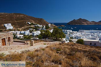 Grikos - Eiland Patmos - Griekse Gids Foto 38 - Foto van https://www.grieksegids.nl/fotos/patmos/grikos-patmos/normaal/grikos-patmos-038.jpg