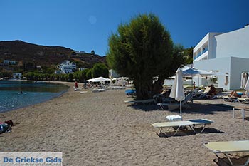 Grikos - Eiland Patmos - Griekse Gids Foto 48 - Foto van https://www.grieksegids.nl/fotos/patmos/grikos-patmos/normaal/grikos-patmos-048.jpg