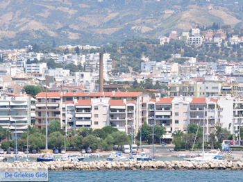 Aan de haven van Patras - Peloponessos - Foto 13 - Foto van https://www.grieksegids.nl/fotos/pelopon/achaia/350px/patras-achaia-peloponessos-029.jpg