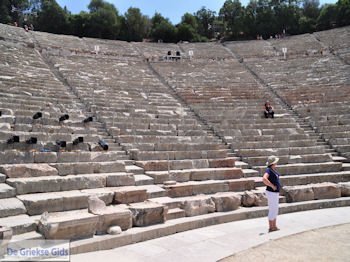 Epidavros Argolis - Peloponessos Foto 32 - Foto van https://www.grieksegids.nl/fotos/pelopon/epidavros/350px/epidavros-argolis-peloponessos-032.jpg