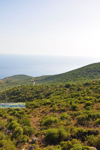 Foto westkust Mani | Messinia Peloponessos | 11 - Foto van https://www.grieksegids.nl/fotos/peloponessos/normaal/peloponessos-griekenland-1128.jpg