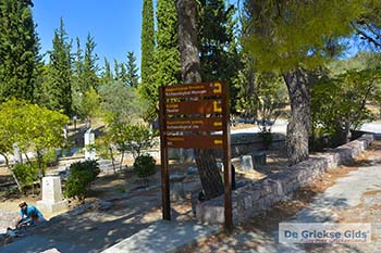 Theater Epidavros -Epidaurus in Argolis op Peloponnesos foto 8 - Foto van https://www.grieksegids.nl/fotos/peloponnesos/argolis/normaal/epidavros-epidaurus-008.jpg