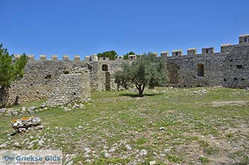 Kastro Chlemoutsi Elia - Peloponnesos foto 3 - Foto van https://www.grieksegids.nl/fotos/peloponnesos/elia/kastro-chlemoutsi/350pix/kastro-chlemoutsi-elia-003.jpg