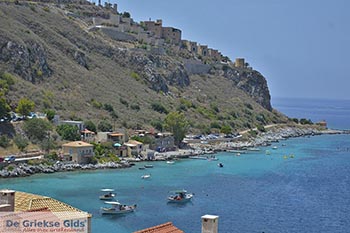 Limeni Mani - Lakonia Peloponnesos foto 3 - Foto van https://www.grieksegids.nl/fotos/peloponnesos/lakonia/limeni-mani/350pix/limeni-mani-003.jpg