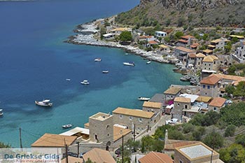 Limeni Mani - Lakonia Peloponnesos foto 16 - Foto van https://www.grieksegids.nl/fotos/peloponnesos/lakonia/limeni-mani/350pix/limeni-mani-016.jpg
