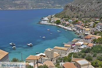 Limeni Mani - Lakonia Peloponnesos foto 17 - Foto van https://www.grieksegids.nl/fotos/peloponnesos/lakonia/limeni-mani/350pix/limeni-mani-017.jpg