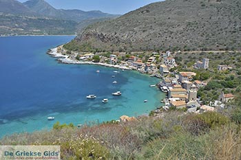 Limeni Mani - Lakonia Peloponnesos foto 22 - Foto van https://www.grieksegids.nl/fotos/peloponnesos/lakonia/limeni-mani/350pix/limeni-mani-022.jpg