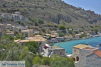 Limeni Mani - Lakonia Peloponnesos foto 25 - Foto van https://www.grieksegids.nl/fotos/peloponnesos/lakonia/limeni-mani/350pix/limeni-mani-025.jpg