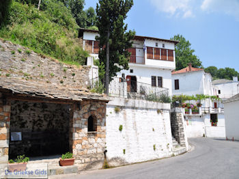 Milies Pilion - Griekenland - foto 4 - Foto van https://www.grieksegids.nl/fotos/piliongriekenland/pilion350/milies-pilion-004.jpg