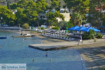 Neorio op Poros (Saronische eilanden) nr12 - Foto van https://www.grieksegids.nl/fotos/poros/normaal/neorio-poros-012.jpg