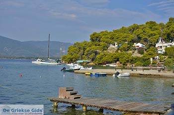 Neorio op Poros (Saronische eilanden) nr16 - Foto van https://www.grieksegids.nl/fotos/poros/normaal/neorio-poros-016.jpg
