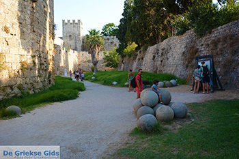Rhodos stad Rhodos - Rhodos Dodecanese - Foto 257 - Foto van https://www.grieksegids.nl/fotos/rhodos/350/filerimos-005.jpg