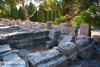Akropolis Ialyssos Filerimos Rhodos -  Foto 315 - Foto van https://www.grieksegids.nl/fotos/rhodos/350/filerimos-063.jpg