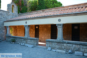 Filerimos Rhodos - Rhodos Dodecanese - Foto 333 - Foto van https://www.grieksegids.nl/fotos/rhodos/350/filerimos-081.jpg