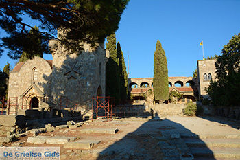 Filerimos Rhodos - Rhodos Dodecanese - Foto 356 - Foto van https://www.grieksegids.nl/fotos/rhodos/350/filerimos-104.jpg