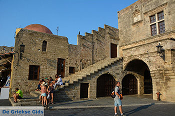 Rhodos stad Rhodos - Rhodos Dodecanese - Foto 1379 - Foto van https://www.grieksegids.nl/fotos/rhodos/350/rhodos-stad-116.jpg