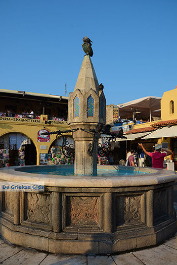 Rhodos stad Rhodos - Rhodos Dodecanese - Foto 1385 - Foto van https://www.grieksegids.nl/fotos/rhodos/350/rhodos-stad-122.jpg