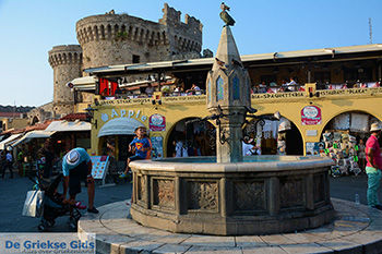 Rhodos stad Rhodos - Rhodos Dodecanese - Foto 1388 - Foto van https://www.grieksegids.nl/fotos/rhodos/350/rhodos-stad-125.jpg