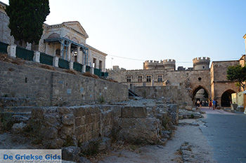 Rhodos stad Rhodos - Rhodos Dodecanese - Foto 1408 - Foto van https://www.grieksegids.nl/fotos/rhodos/350/rhodos-stad-145.jpg
