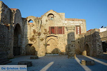 Rhodos stad Rhodos - Rhodos Dodecanese - Foto 1566 - Foto van https://www.grieksegids.nl/fotos/rhodos/350/rhodos-stad-303.jpg