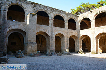 Rhodos stad Rhodos - Rhodos Dodecanese - Foto 1629 - Foto van https://www.grieksegids.nl/fotos/rhodos/350/rhodos-stad-366.jpg