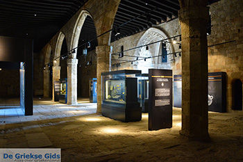 Rhodos stad Rhodos - Rhodos Dodecanese - Foto 1645 - Foto van https://www.grieksegids.nl/fotos/rhodos/350/rhodos-stad-382.jpg