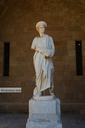 Rhodos stad Rhodos - Rhodos Dodecanese - Foto 1698 - Foto van https://www.grieksegids.nl/fotos/rhodos/350/rhodos-stad-435.jpg