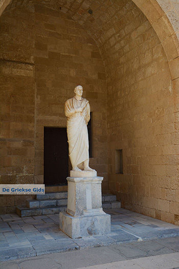 Rhodos stad Rhodos - Rhodos Dodecanese - Foto 1700 - Foto van https://www.grieksegids.nl/fotos/rhodos/350/rhodos-stad-437.jpg