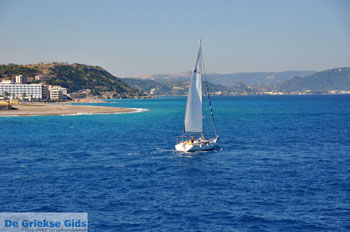 Zeilboot | In de  verte Ixia, Ialyssos (Tranda) | Foto 2 - Foto De Griekse