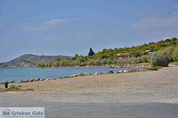 Overtocht vanaf Steno in het noordwesten van Salamis foto 2 - Foto van https://www.grieksegids.nl/fotos/salamina/normaal/salamis-saronische-eilanden-051.jpg