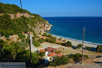 Strand Tsambou bij Avlakia Samos en Kokkari Samos | foto 2 - Foto van https://www.grieksegids.nl/fotos/samos/normaal/avlakia-tsambou-samos-024.jpg