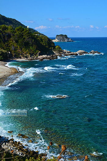 Strand Kontogianni Karlovassi Samos | Griekenland | Foto 44 - Foto van https://www.grieksegids.nl/fotos/samos/normaal/karlovassi-samos-044.jpg