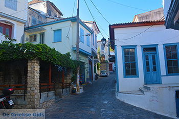 Samos stad | Vathy Samos | Griekenland foto 24 - Foto van https://www.grieksegids.nl/fotos/samos/normaal/samos-stad-024.jpg