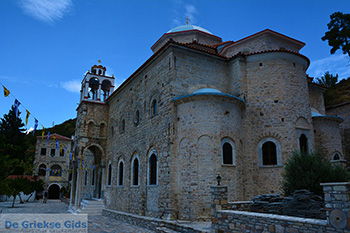 Timios Stavros klooster | Mavratzei Samos | Foto 5 - Foto van https://www.grieksegids.nl/fotos/samos/normaal/timios-stavros-mavratzei-samos-005.jpg