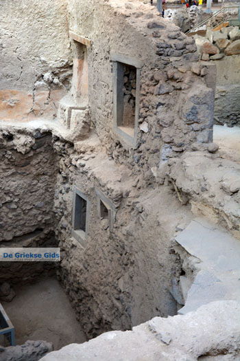 Opgravingen Akrotiri Santorini | Cycladen Griekenland | Foto 18 - Foto van https://www.grieksegids.nl/fotos/santorini/normaal/akrotiri-santorini-018.jpg