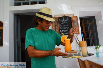 Emporio Santorini | Cycladen Griekenland | Foto 58 - Foto van https://www.grieksegids.nl/fotos/santorini/normaal/emporio-santorini-058.jpg