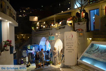 Fira by night | Fira Santorini | Foto 1 - Foto van https://www.grieksegids.nl/fotos/santorini/normaal/fira-by-night-001.jpg