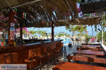 Camping Fira Santorini | Cycladen Griekenland | Foto 1 - Foto van https://www.grieksegids.nl/fotos/santorini/normaal/fira-camping-001.jpg