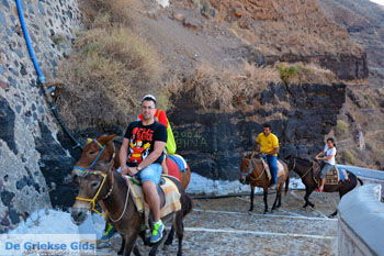 Fira Santorini | Cycladen Griekenland  | Foto 0068 - Foto van https://www.grieksegids.nl/fotos/santorini/normaal/fira-santorini-068.jpg