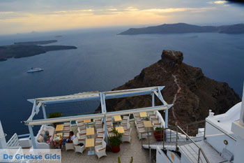 Imerovigli Santorini | Cycladen Griekenland  | Foto 0077 - Foto van https://www.grieksegids.nl/fotos/santorini/normaal/imerovigli-santorini-008.jpg