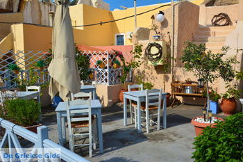 Megalochori Santorini | Cycladen Griekenland | Foto 55 - Foto van https://www.grieksegids.nl/fotos/santorini/normaal/megalochori-santorini-055.jpg