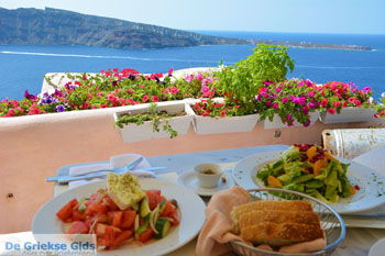 Oia Santorini | Cycladen Griekenland | Foto 1081 - Foto van https://www.grieksegids.nl/fotos/santorini/normaal/oia-santorini-082.jpg