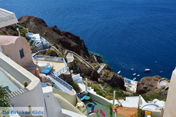 Trappen naar Ammoudi Oia Santorini | Cycladen Griekenland | Foto 1087 - Foto van https://www.grieksegids.nl/fotos/santorini/normaal/oia-santorini-088.jpg